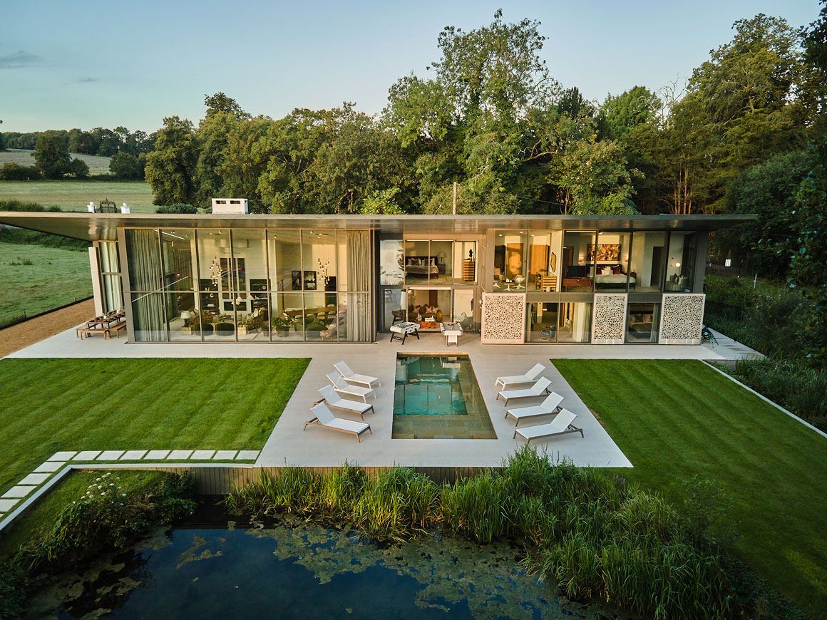Luxury Houses to Rent for Groups of 14 with a Swimming Pool