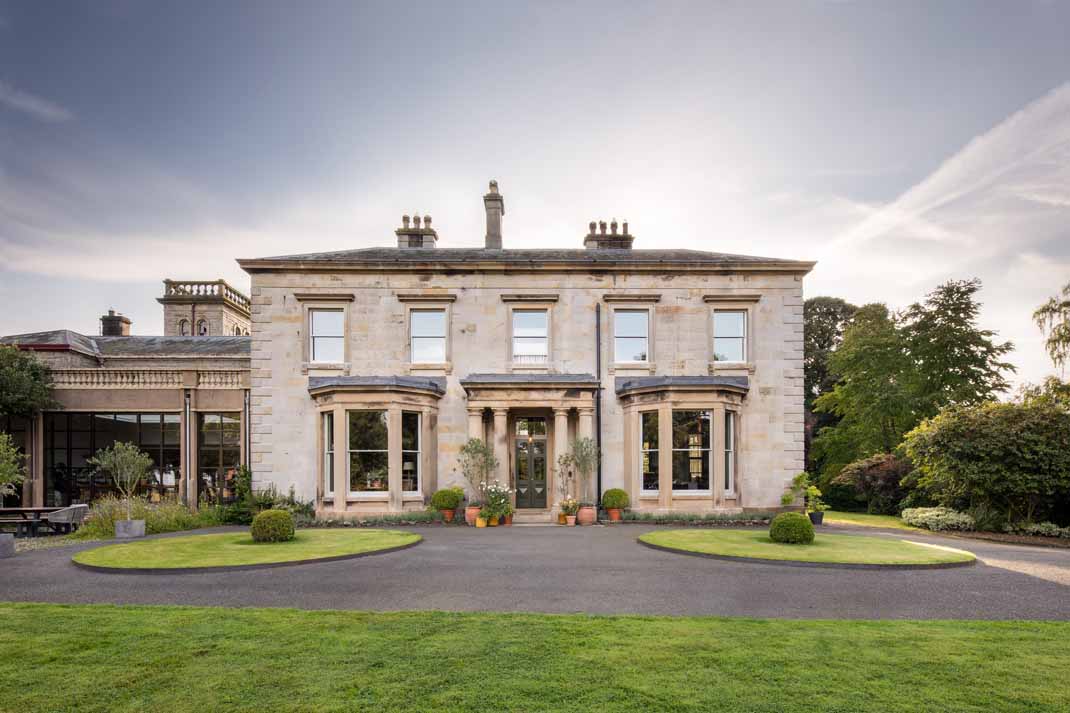 Large Luxury Houses To Rent In Yorkshire For 70th Birthday Parties