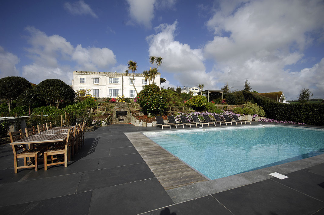 Large Luxury Houses To Rent in Cornwall For 40th Birthday Parties