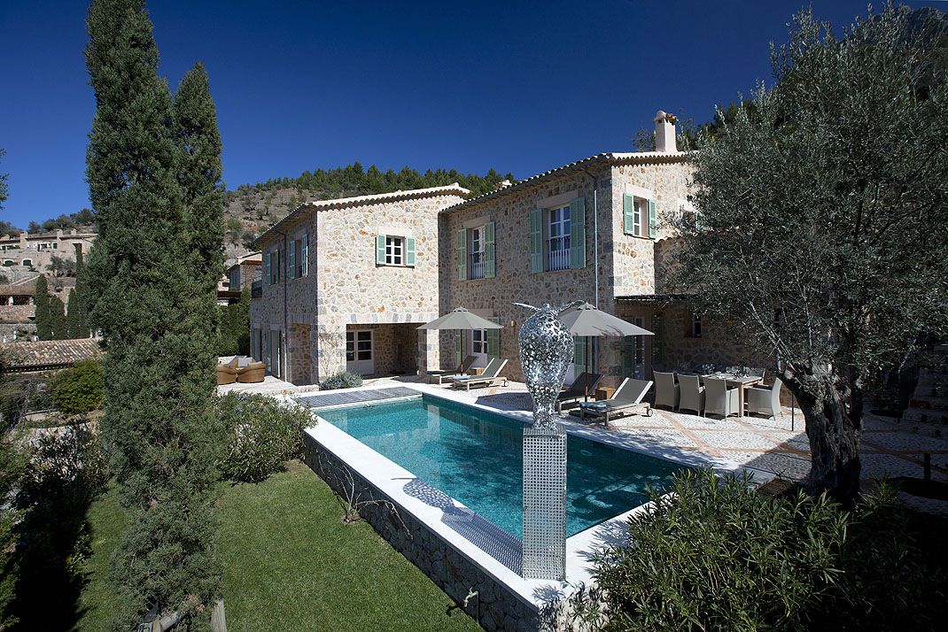 Luxury Villas To Rent In Majorca