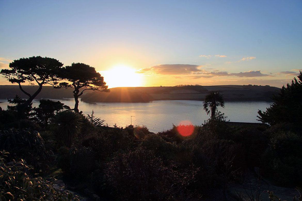 Large Luxury Houses To Rent Close to Coast For Easter Celebrations