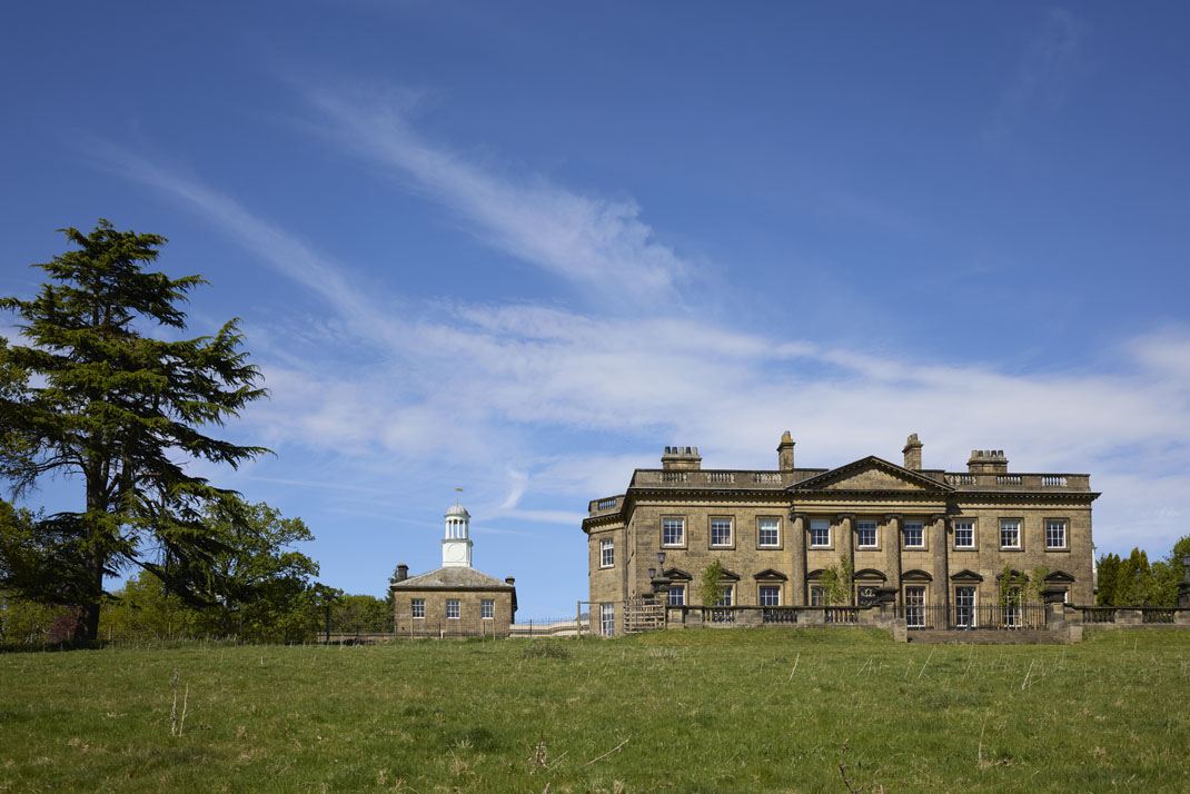 Large Luxury Houses To Rent with a Cinema Room For 60th Birthday Celebrations