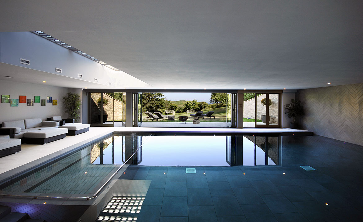 Large Luxury Houses To Rent in Devon With Indoor Swimming Pools