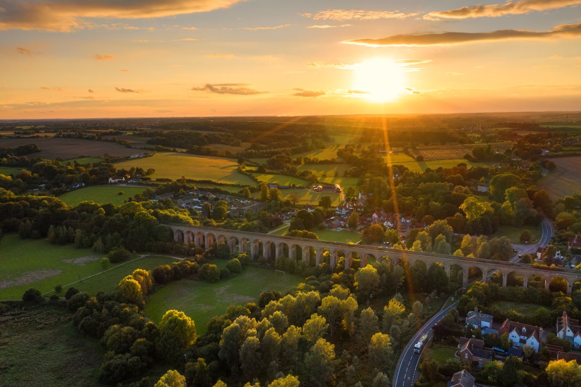 Large Luxury Houses To Rent In Essex For 50th Birthday Parties