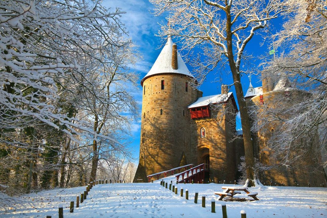 Large Luxury Houses To Rent In Wales For Christmas