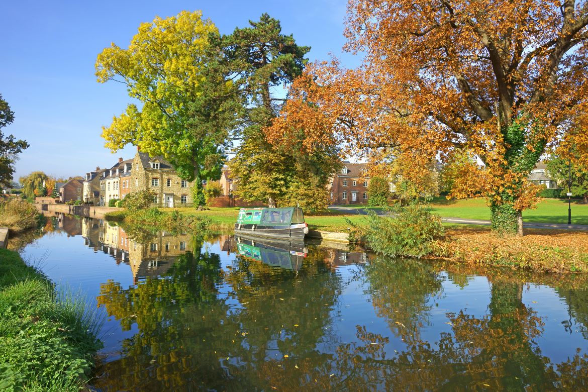 Large Party Houses To Rent In Gloucestershire