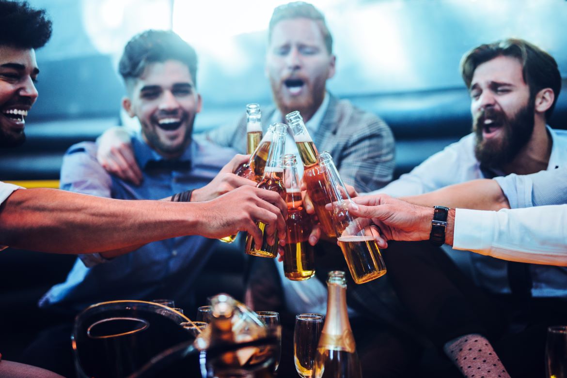 Large Luxury Houses To Rent In Cotswolds For A Stag Party