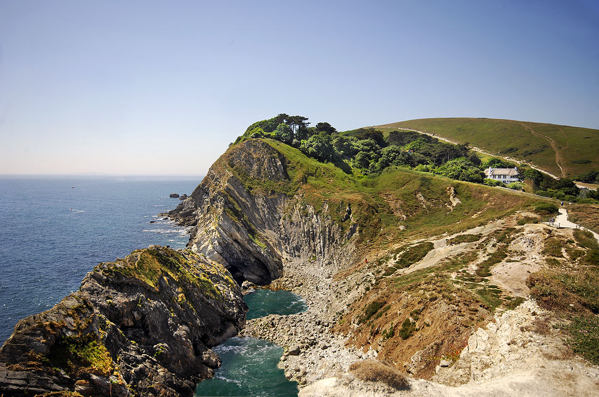 Large Luxury Houses To Rent Near The Coast