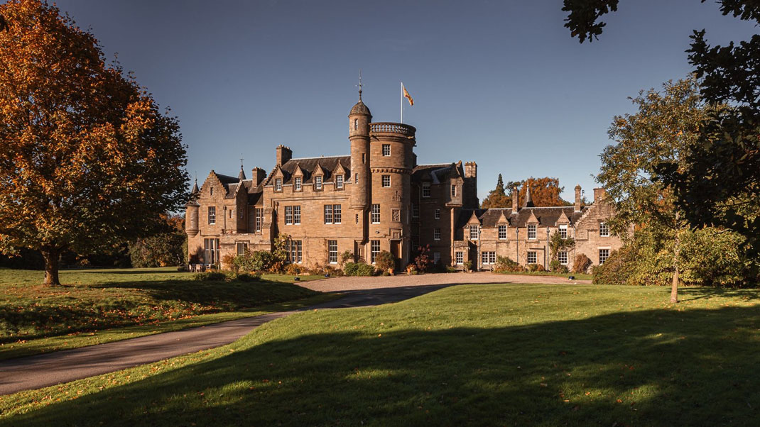 Large Luxury Houses To Rent in Scotland For 80th Birthday Parties