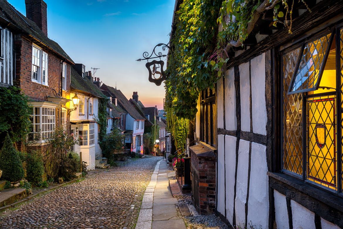 Large Party Houses To Rent In Sussex
