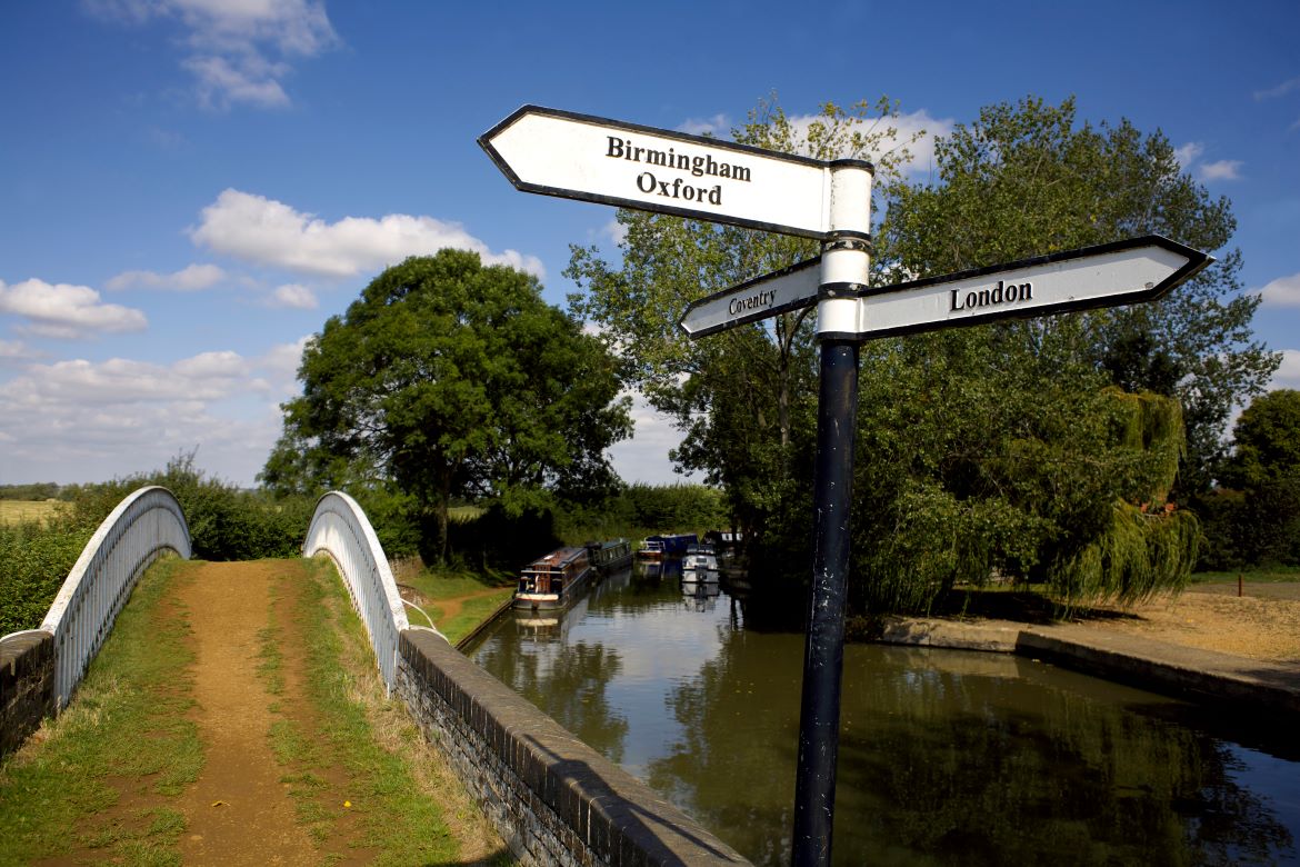 Large Luxury Houses To Rent In Northamptonshire