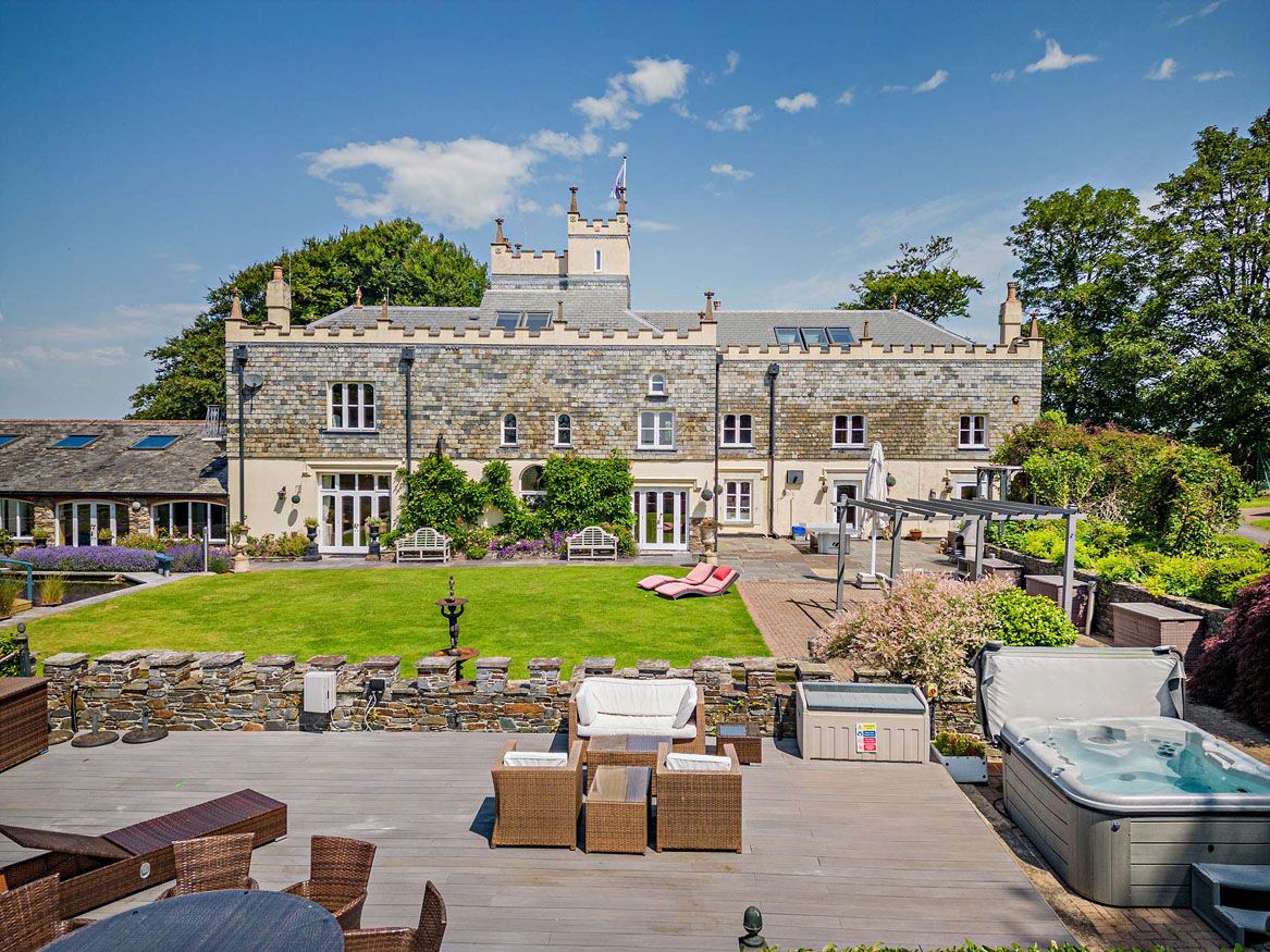 Large Luxury 11 Bedroom Houses to Rent in Devon