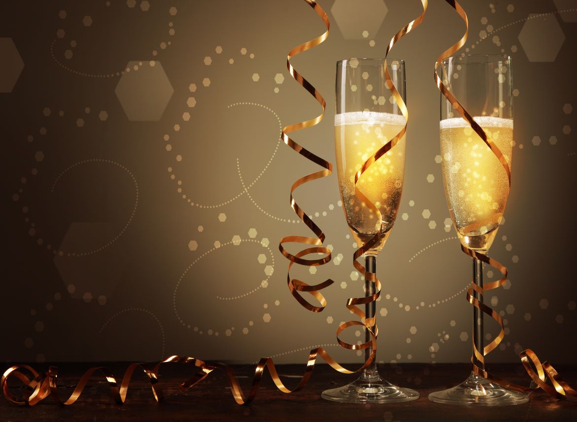 Large Party Houses To Rent In Hertfordshire For New Years Eve
