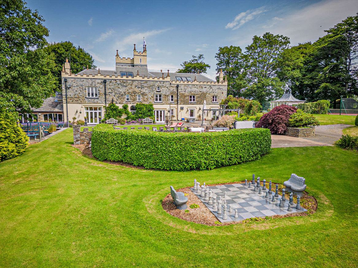 Large Luxury Houses To Rent in Devon For 40th Birthday Parties