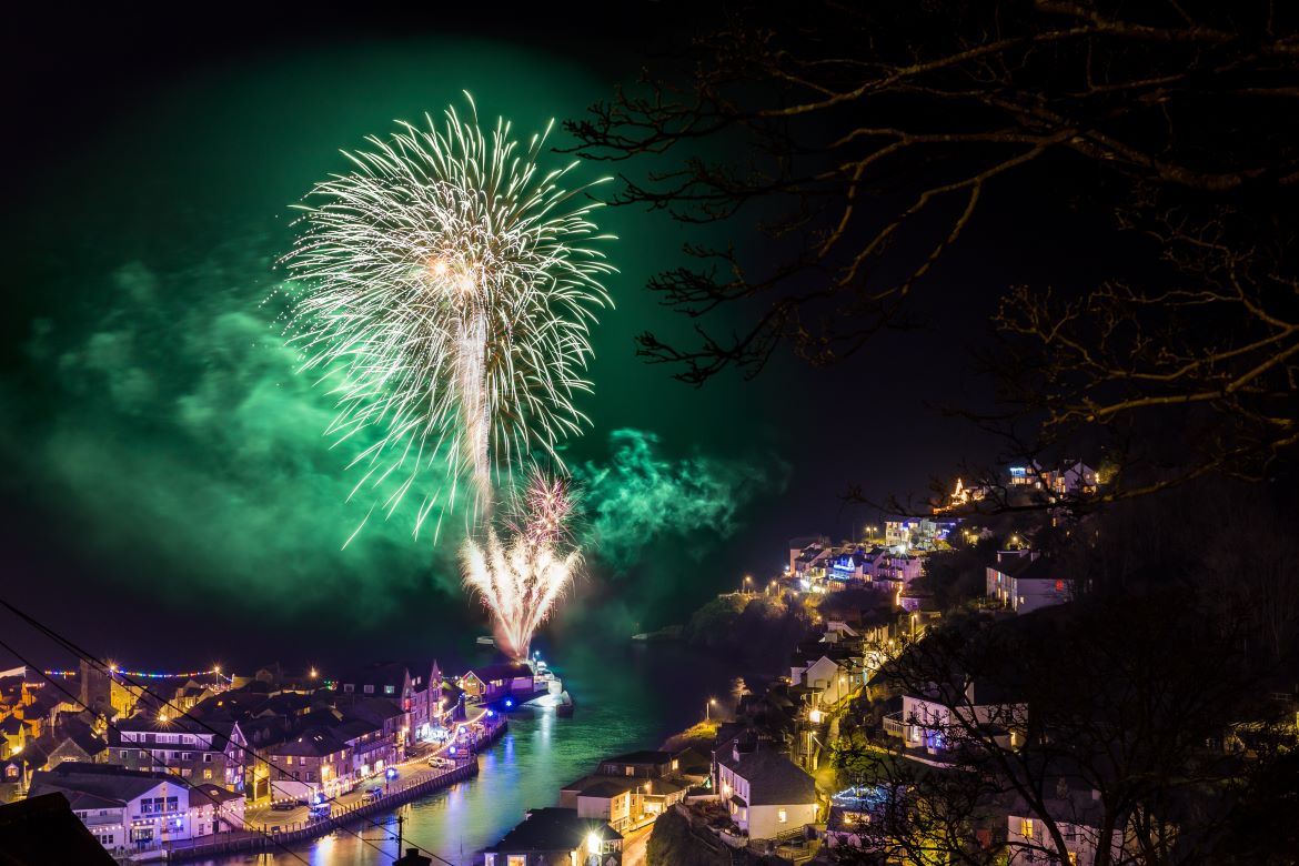 Large Party Houses To Rent In Cornwall For New Years Eve