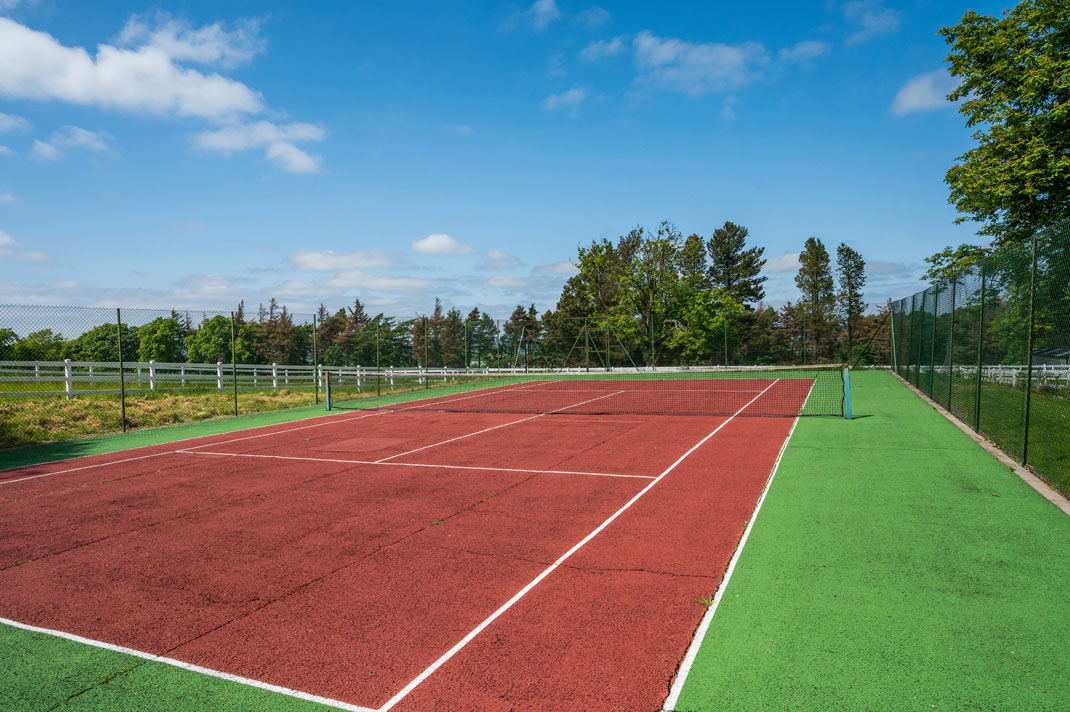Large Luxury Houses To Rent In Suffolk With A Tennis Court