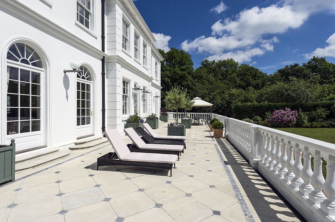 Mayfield House Overview The Wow House Company