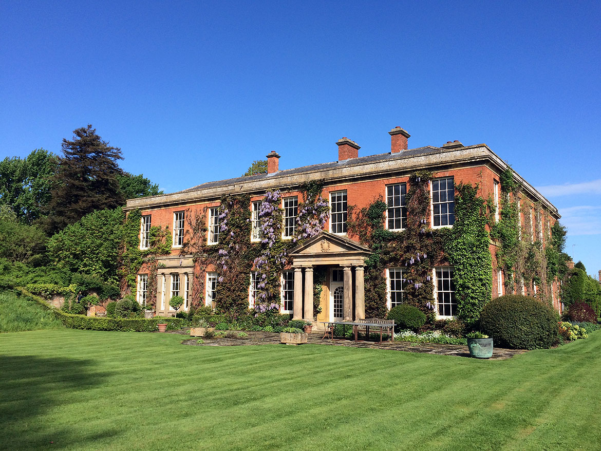 Woodside Hall Things To Do The Wow House Company